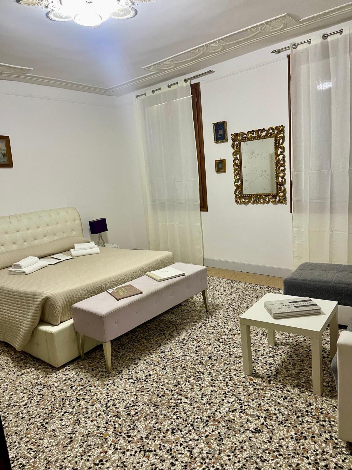 The B Collection - San Marco Riva Schiavoni Apartamento Veneza Exterior foto