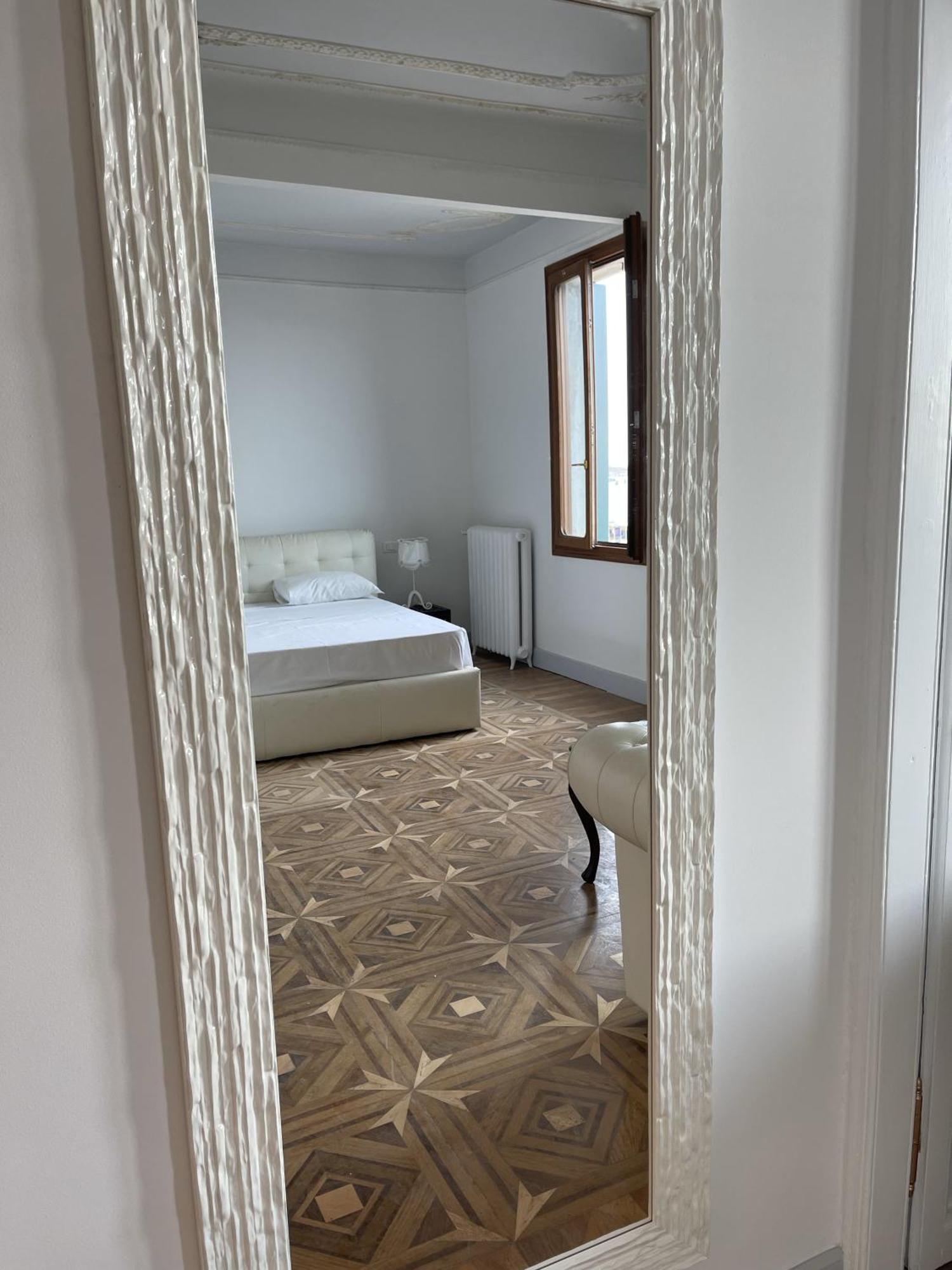 The B Collection - San Marco Riva Schiavoni Apartamento Veneza Exterior foto